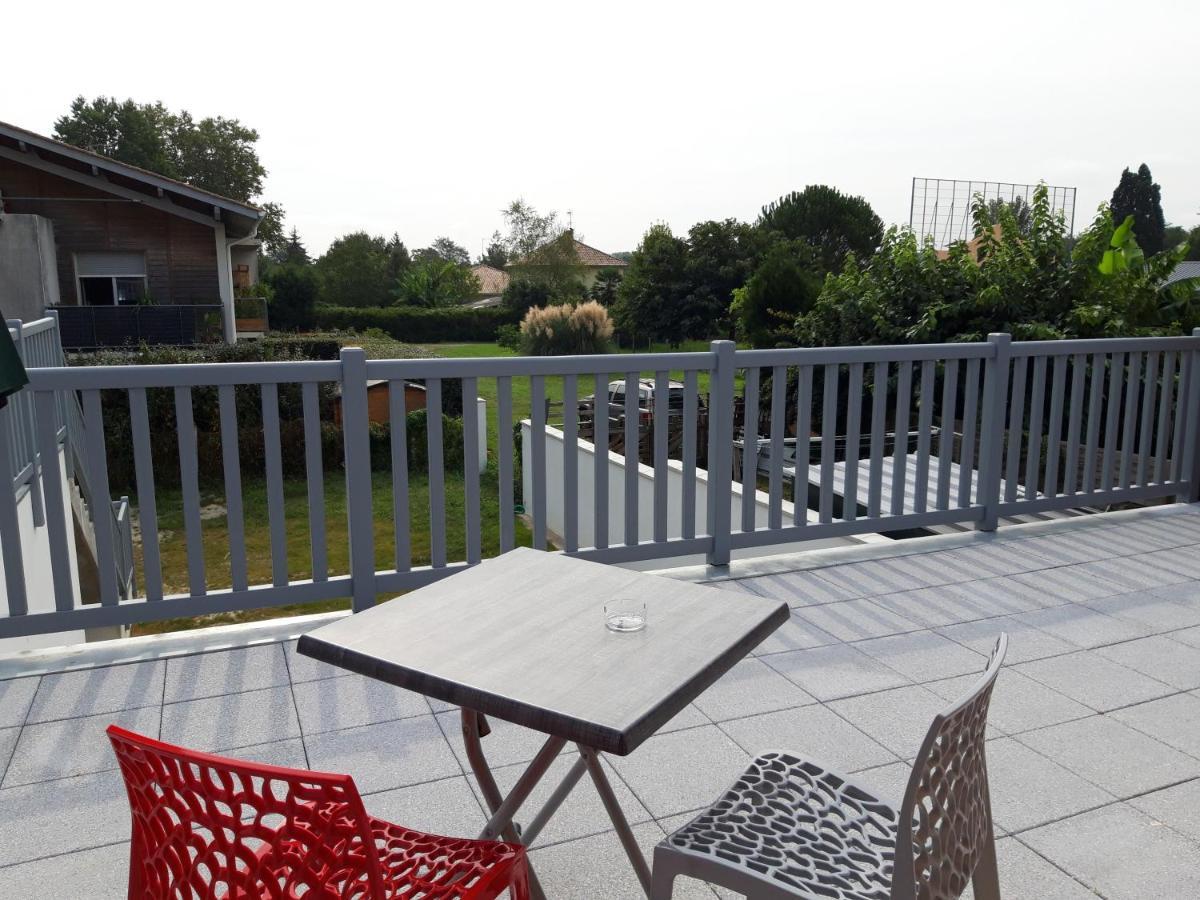 L'Expression Bed & Breakfast Saint-Jean-de-Marsacq Exterior photo